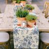 Chinoiserie Blue Flower Linen Table Runner Dresser Scarf Decor Reusable Kitchen Dining Table Runner Holiday Party Decorations