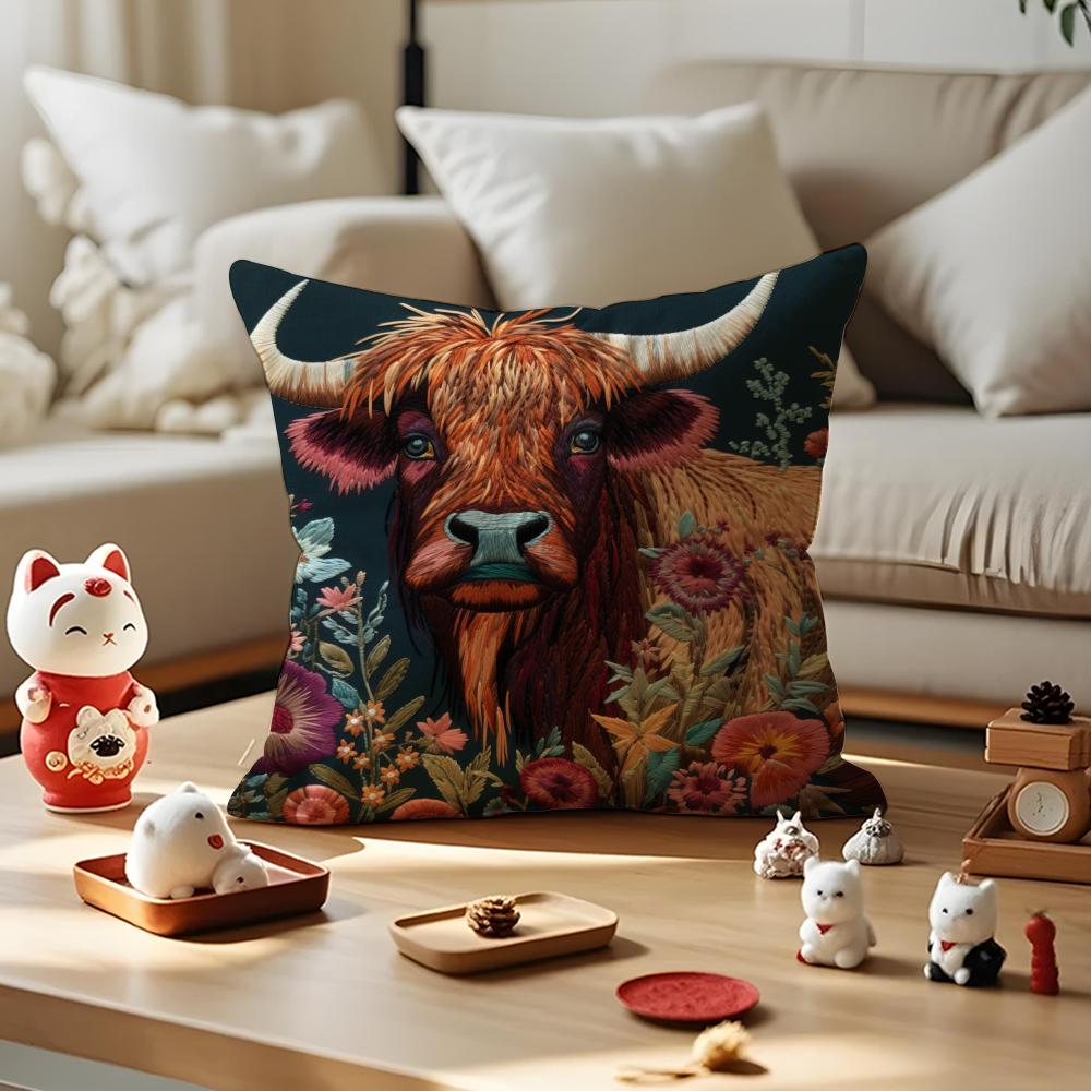 Vibrant Highland Cow Pattern Cushion Cover Silky Short Plush with Invisible Zipper Dustproof Sofa Pillow Cover for Home Decor