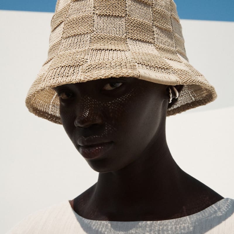 

РЕ РИ ЧЕКЕРНЫЙ УЗОР ПАНАМА БЕ BEIGE_FREE