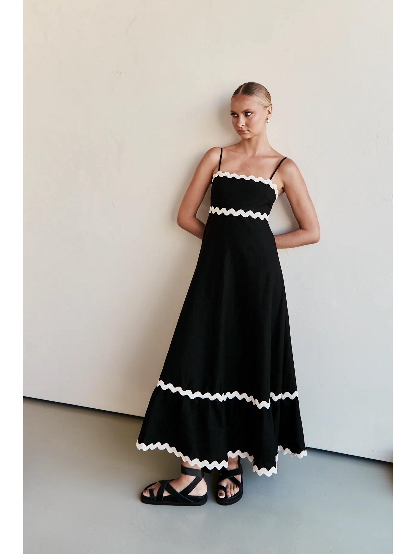 Elegant Spaghetti Strap Lace Patchwork Swing Dress In Solid Color Extra Large