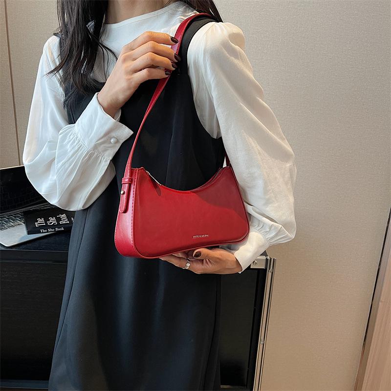 Women's 2025 Niche Design One-Shoulder Underarm Bag – Fashionable Small Square Bag with High-End Appeal