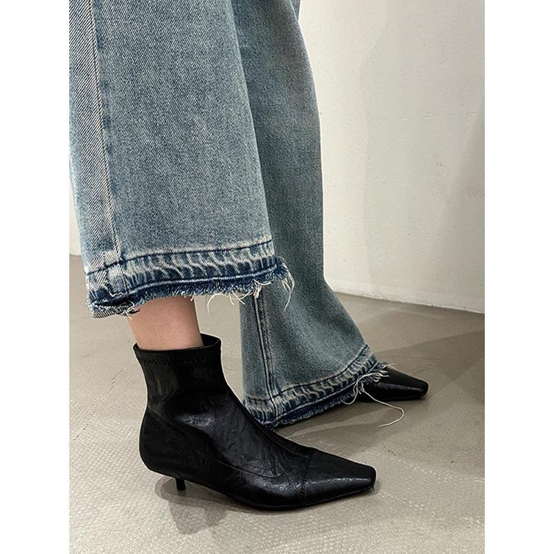 Square head short boots women's 2025 autumn and winter boots new thin women's boots low heel short boots high heels niche Martin boots