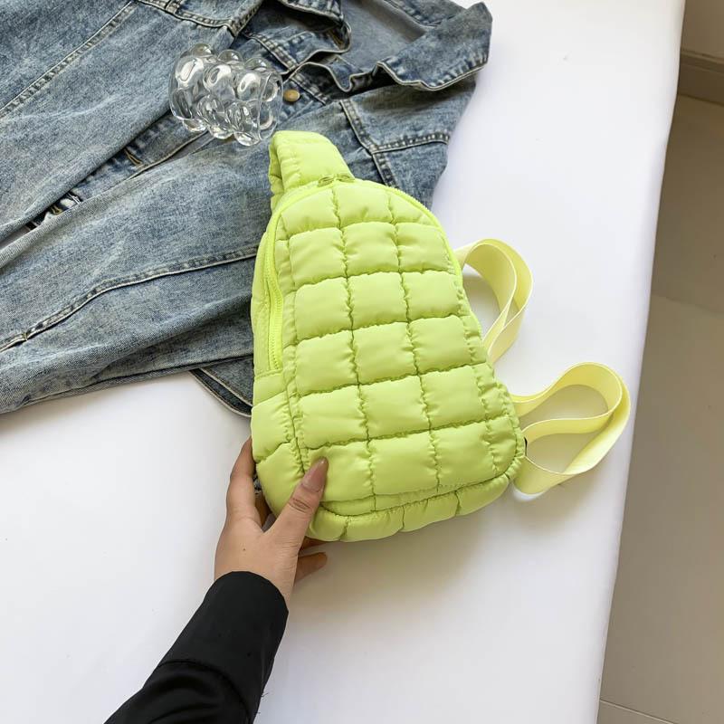 White Plaid Puff Shoulder Bag - Trendy, Versatile, and Cute for 2026