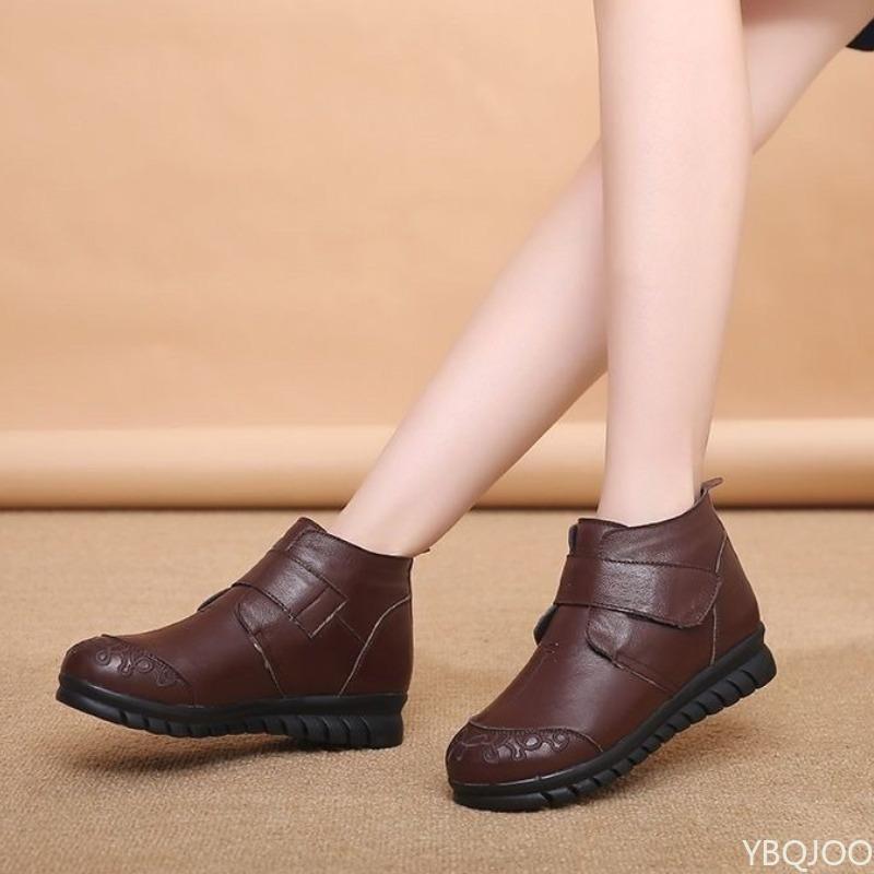 Fashion Winter soft soled non slip flat bottom boots anti cold plush insulation  comfortable versatile cotton boots for daily leisure