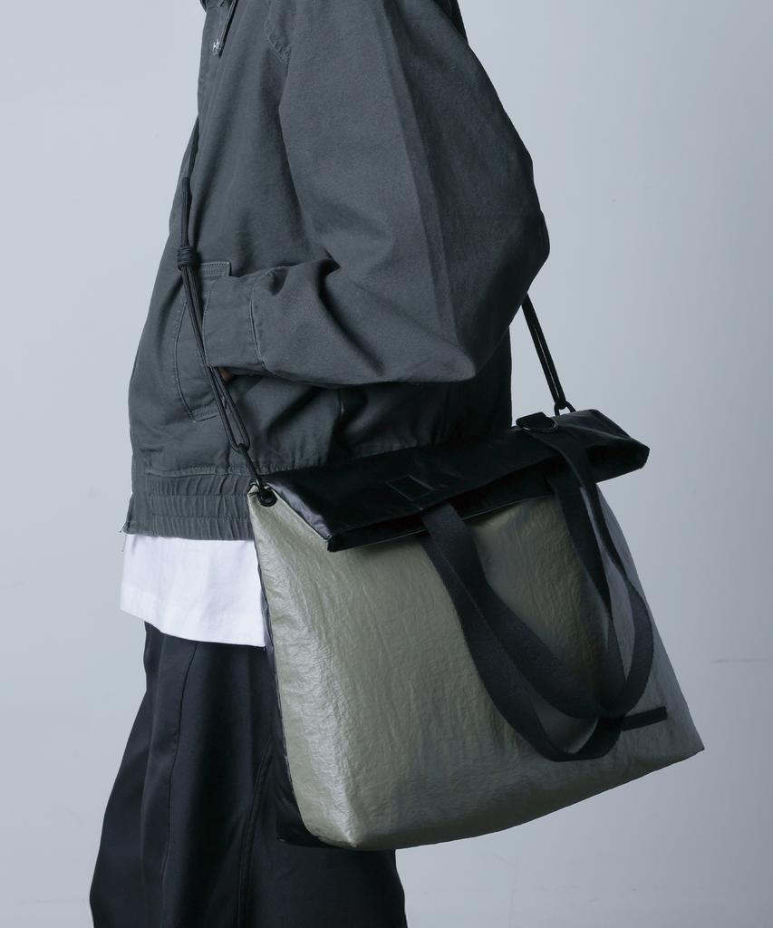 Nuart Studio Lacent Two-Tone Tote Bag_Khaki/Black