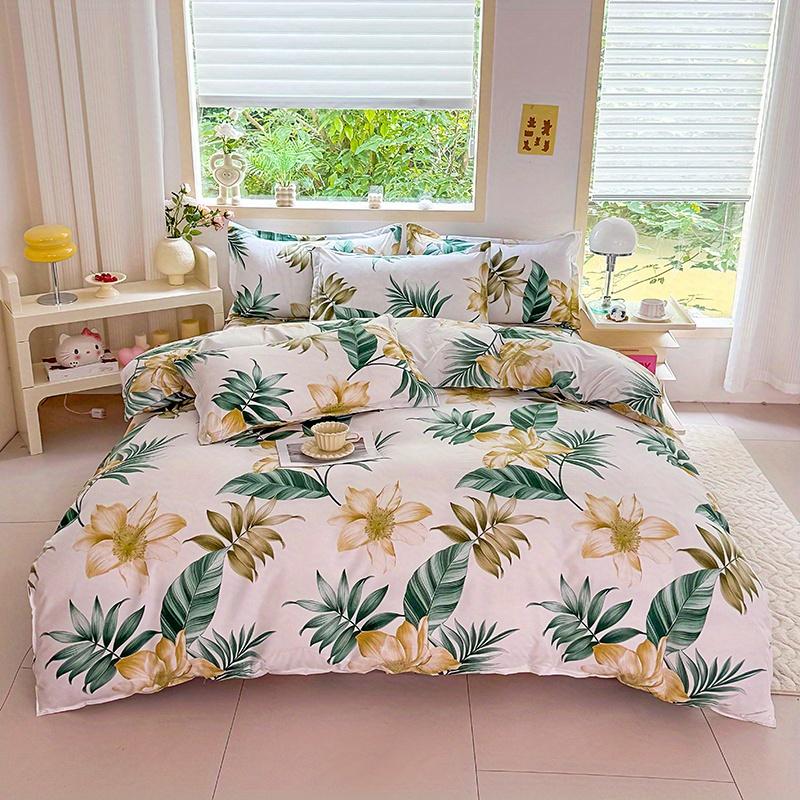 3-Piece Duvet Cover Set with 2 Pillowcases Breathable Polyester Machine Washable Zipper Closure