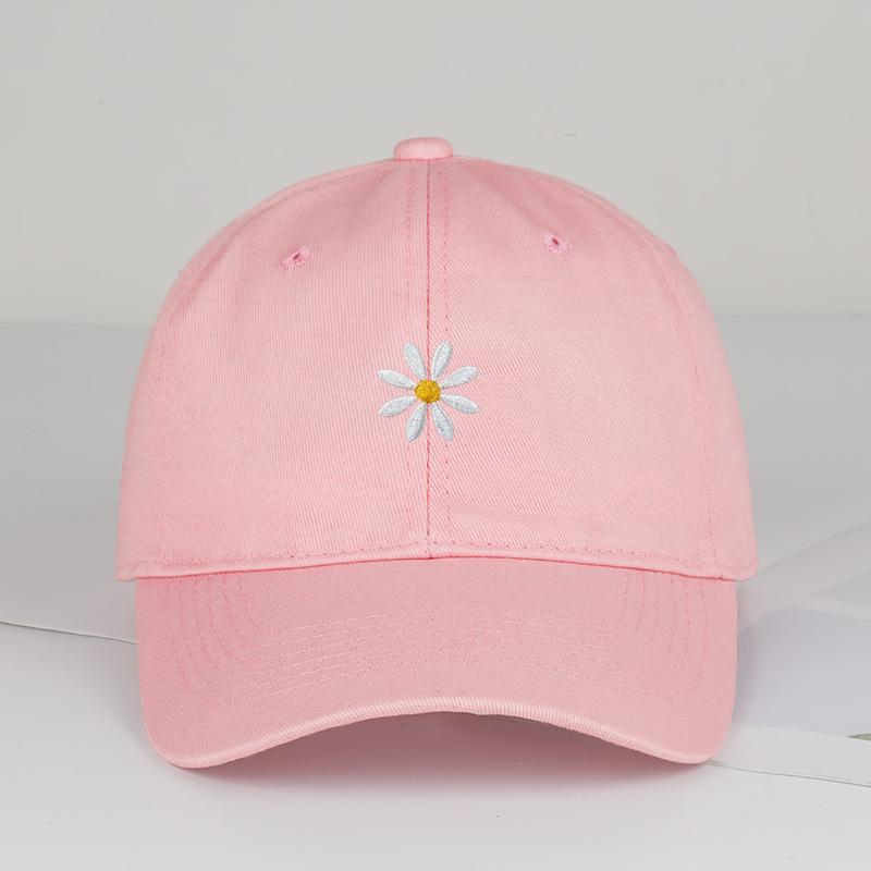 Süße Gänseblümchen-Stickerei SoftPeak Baseballkappe Verstellbar Tägliches Girly-Stil-Hut Perfekt für Campingurlaube und Reisen