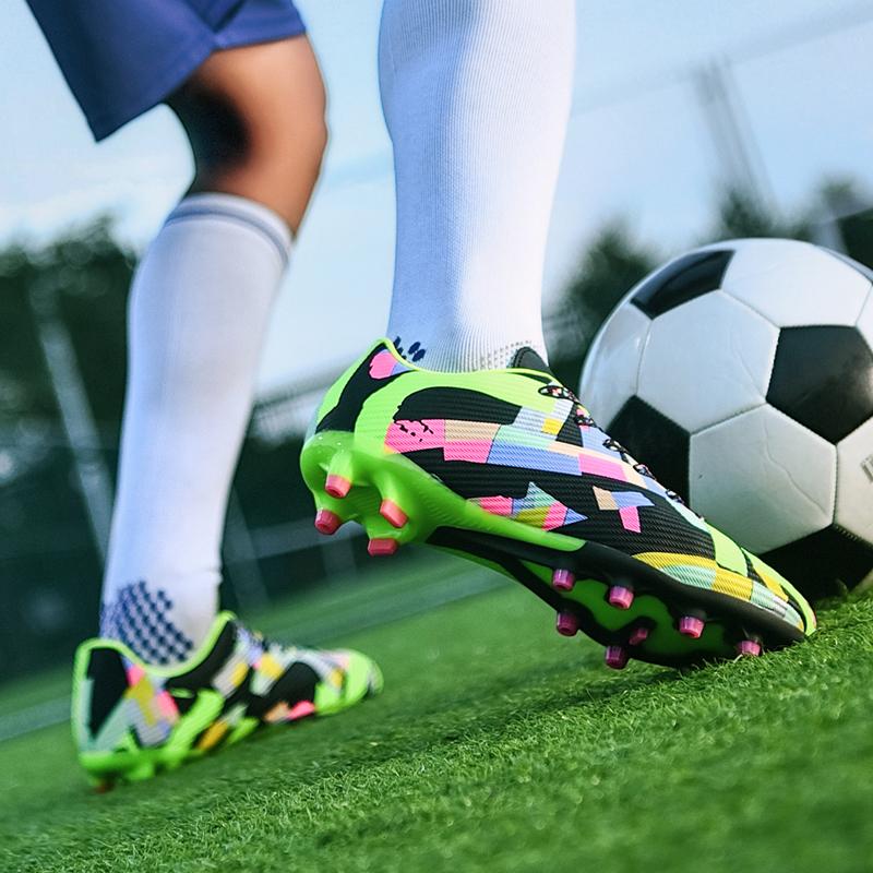 Men's Low-top Football Boots Large Size Long Nails PU Leather Boys Soccer Shoes Nailing Anti-slip Football Boots