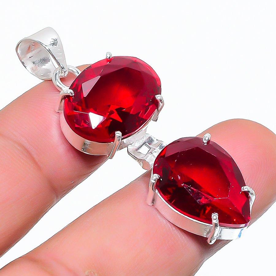 

Mozambique Garnet Gemstone Handmade Ethnic Jewelry Pendant 1.77 VM-243