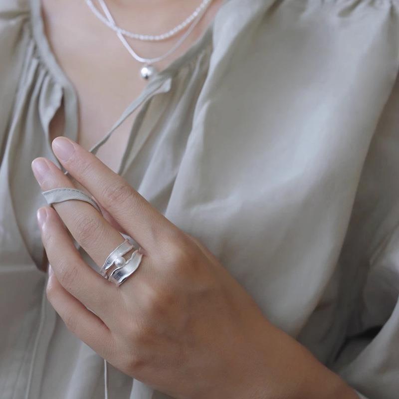 Chic Adjustable Open Ring For Women With Geometric Shapes And Luxurious Appeal