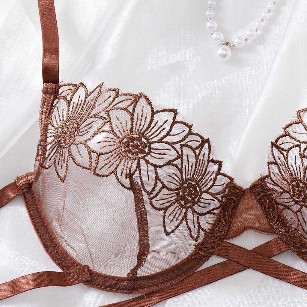 Selection Embroidered Sexy Bra Women's Delicate Mesh Bra Comfortable Cotton Crotch Hollow Temptation Thong Set