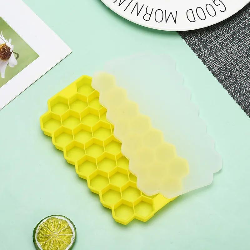 Reusable Silicone Ice Cube Tray with Removable Lids, BPA Free, Creative Honeycomb Cube Maker