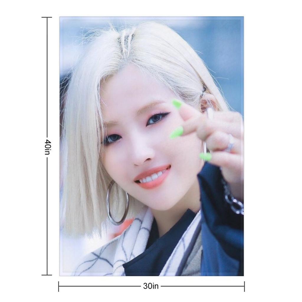 G(I)-DLE Soyeon Throw Blanket heavy to sleep Nap Beach Thins Blankets