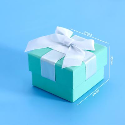 Krabica na prsteň, náušnice, prívesok, náhrdelník, šperkovnica