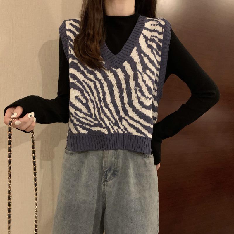 Korean Zebra Style Ribbed Knit Vest - Warm, Slimming, and Fashionable