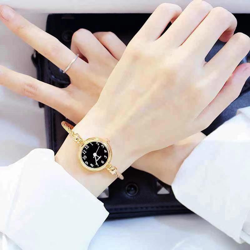 Women's Open Bangle Quartz Watch: Elegant and Simple Design