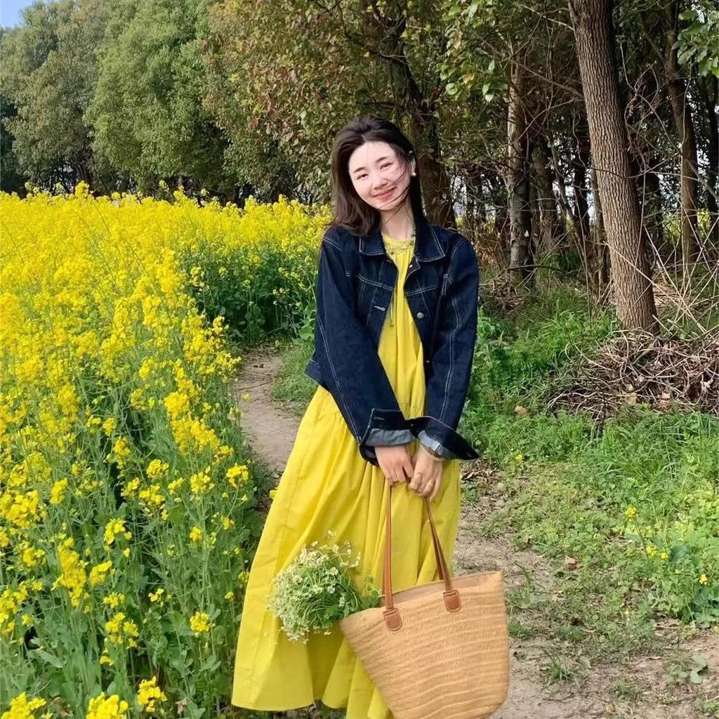 2026 Elegantes gelbes schulterfreies Neckholder-Sommerkleid für Damen