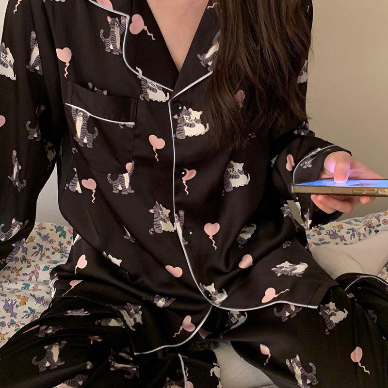 Women's Ice Silk Long-Sleeved Pajamas - Heart Balloon Design, Spring/Summer, Thin Style for Dormitory or Home Wear.