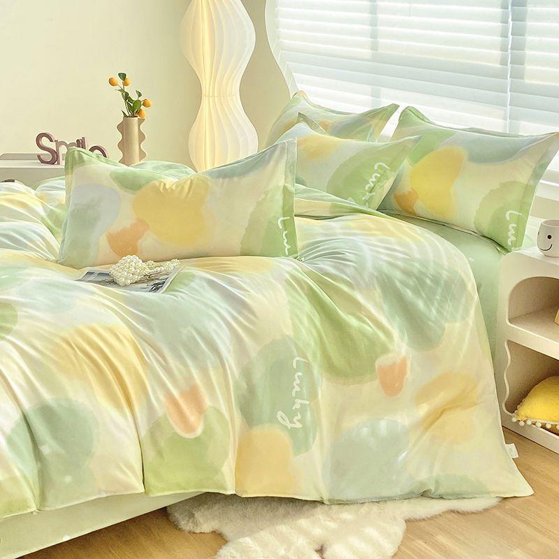 Small Fresh Bed Four-piece Dormitory Quilt Cover Three-piece Bed Sheet Set