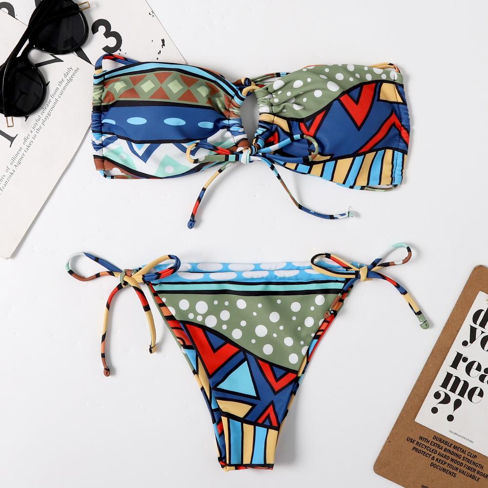 1011 new three-point swimsuit women, European and American sexy triangular bikini split swimsuit