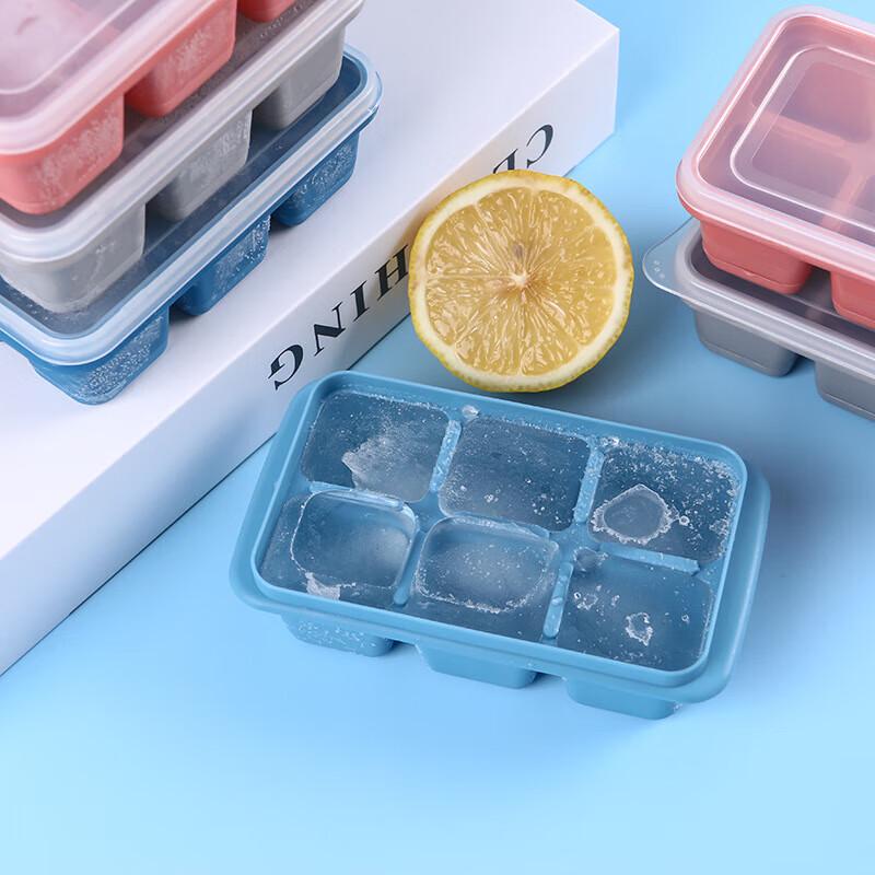Covered Silicone Ice Cube Tray
