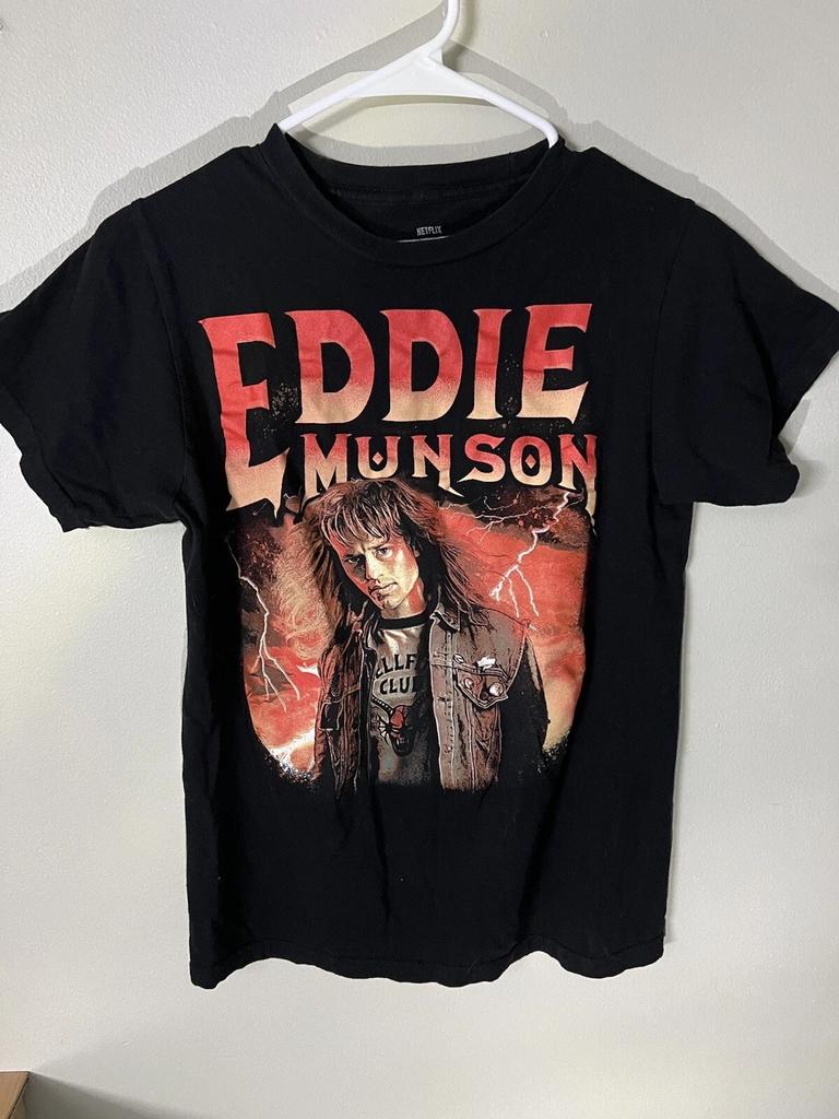Eddie Munson Stranger Things Black Graphic T-Shirt Adult XS Netflix Metal