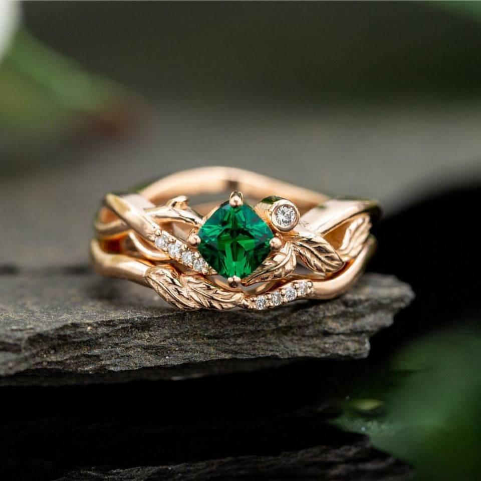 Huitan Romantic Irregular Plant Rings With Gepmetric Green Cubic Zircon Stone Fresh Leaves Band Design Engagement Rings Hot