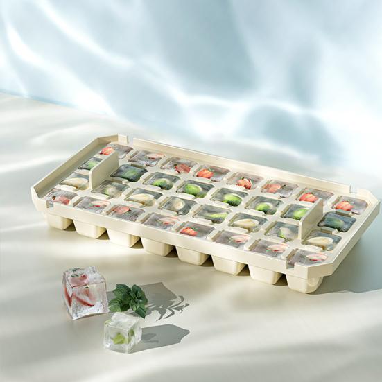 Ice Cube Mold Tray with Lid Bin Ice Scoop 32 Cavity Ice Cube Maker for Freezer Easy Release DIY Ice Cube Tray for Whiskey Cocktail Coffee