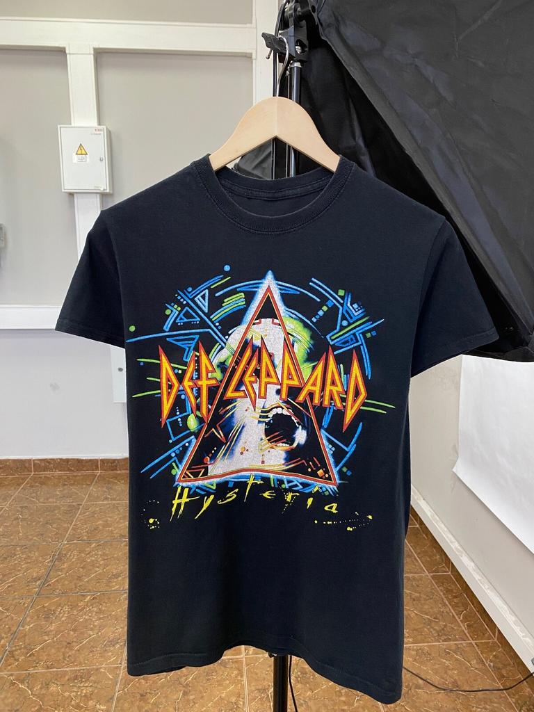 Def Leppard Concert Band Tour T-Shirt Rare Retro Hype Y2K size S color black