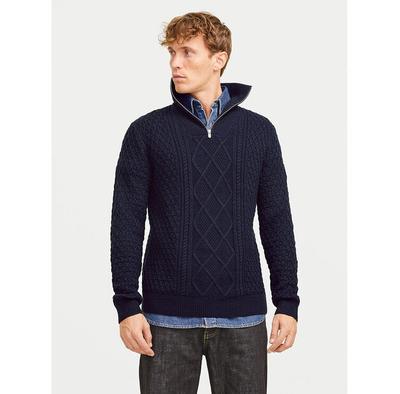 Warme Kleidung – Pullover & Langarmshirts