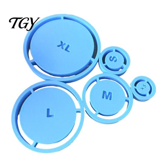 Guida per Rifinire l'Argilla 5 Pezzi Strumento per Anello del Piede della Ceramica, Stampo Riutilizzabile in ABS per Fai-da-te, Strumento di Centratura Allineamento Base Ceramica Fatta a Mano per Ciotole Costanti E
