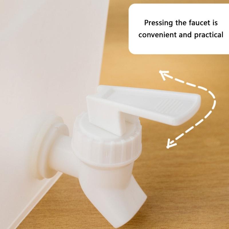 Portable Refrigerator Plastic Drink Dispenser With Tap Leak Proof Iced Beverage Container for Cocktails Juice Storage