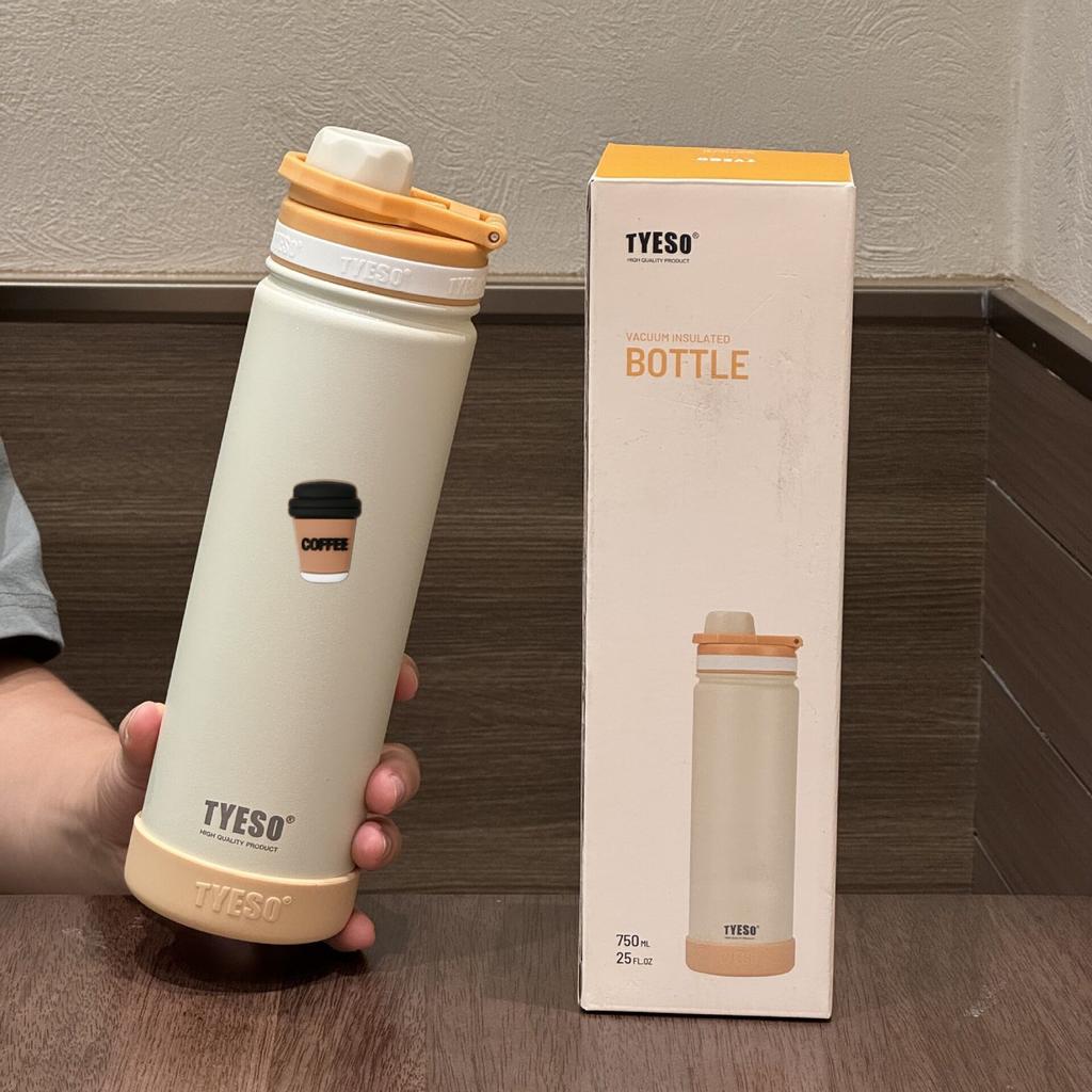 TYESO 750ML Portable Sports Cold Water Bottle with Non-slip Thick Sleeve Leakproof Outdoor Drinking Cup for Daily Use with Coffee Sticker