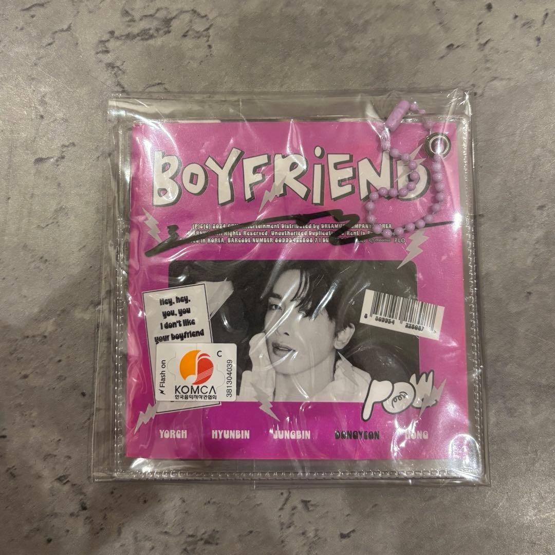 

[USED] POW Dongyeon autographed Boyfriend