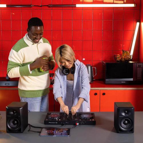 Pioneer DJ DDJ-FLX4 2-Deck Rekordbox and Serato DJ Controller - Graphite