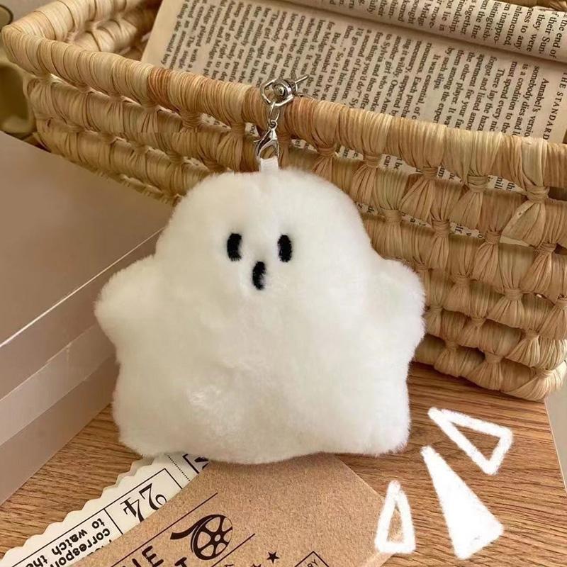 Kawaii White Ghost Keychain Cartoon Cute Plush Doll Pendant Car Key Keyring Bag Hanging Acssories for Kid Halloween Gift Toy