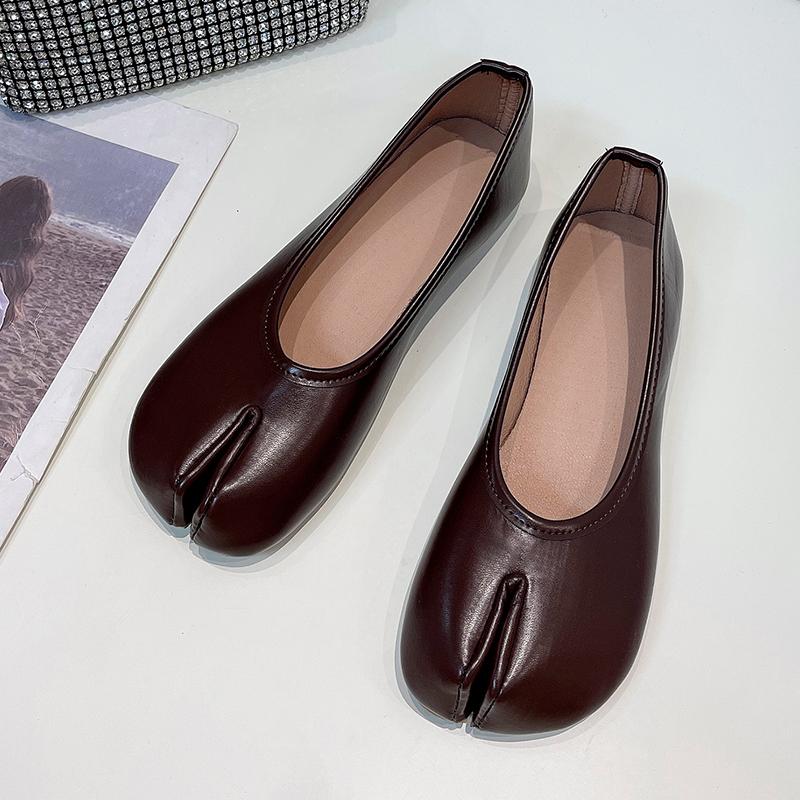 Ninja Shoes Woman Microfiber Leather Comfy Flats Split Toe Slippers Soft Bottom Loafers Brief Ladies Moccasins 2026