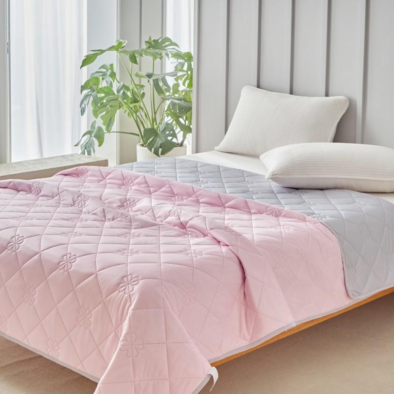Lightweight Cool Quilt For Hot Sleepers Summer Cooling Blanket Smooth Double Side Cold Bedspred Comforter