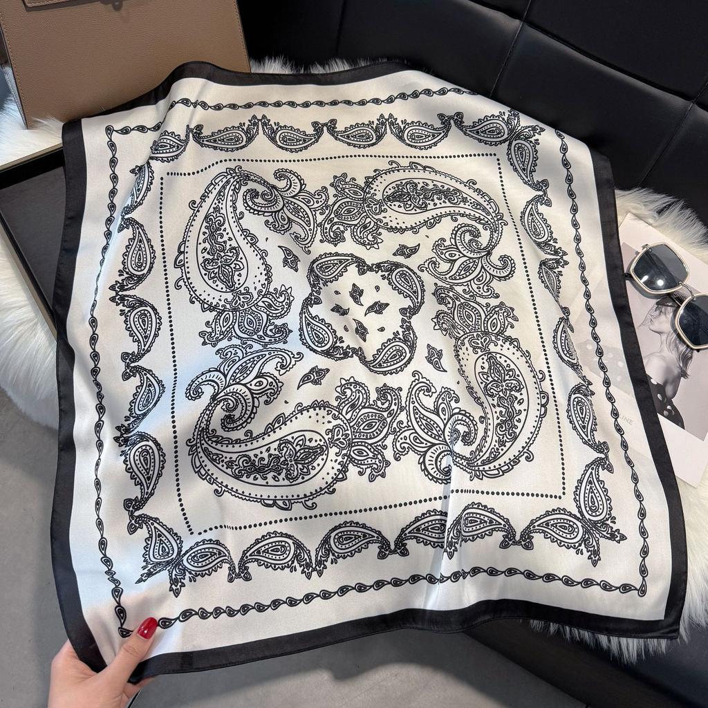 Wind Scarf Square Scarf Simulation Silk 70Cm Retro Cashew Print Literary Headband Suit With Decorative Scarf