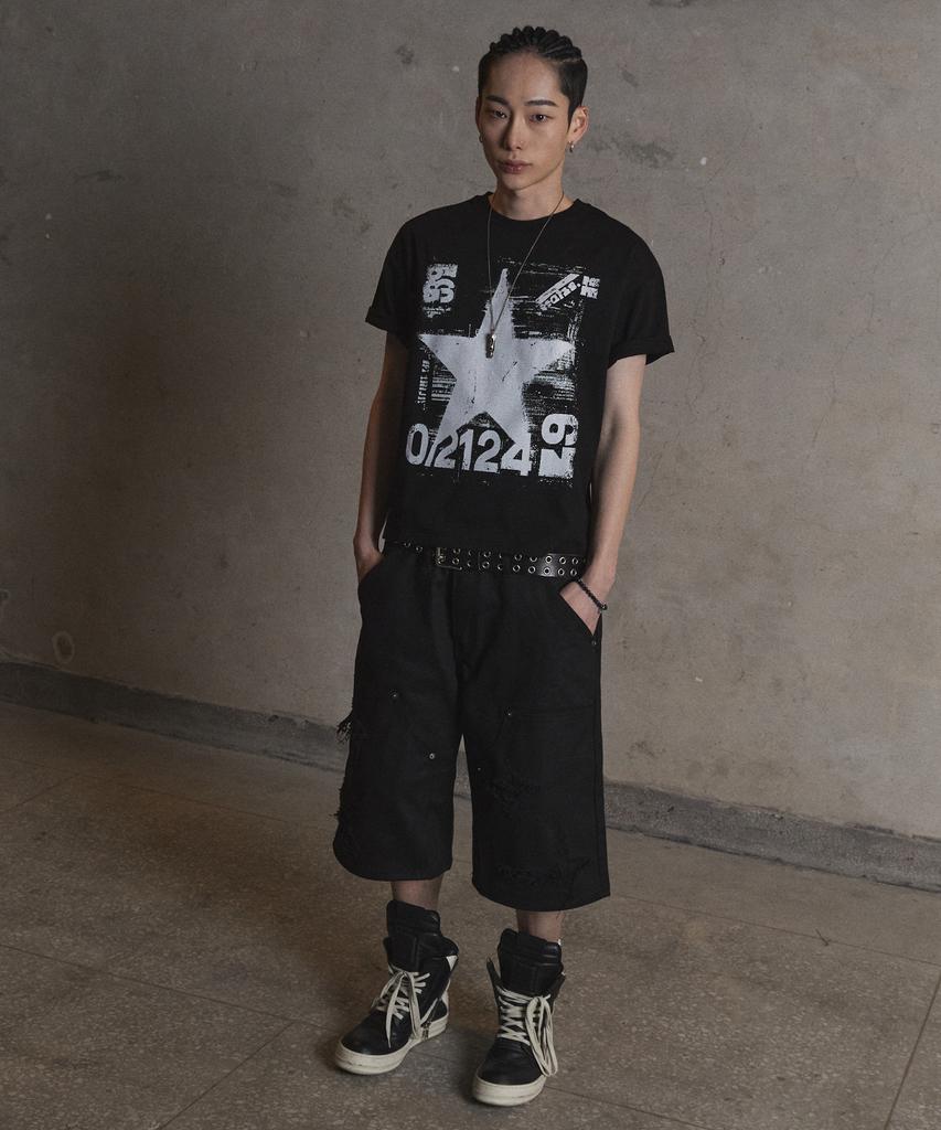 Garter Gallery Vintage Star T-Shirts_Black