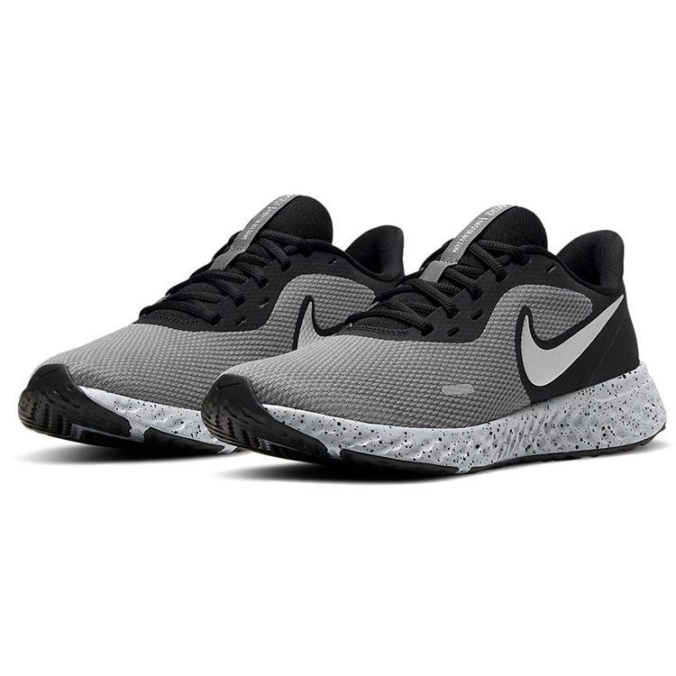 Nike Revolution 5 Premium Negro Cromado CV0159-001