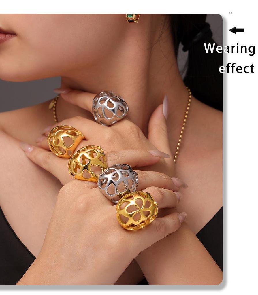 Qiong Yao 18K Gold-Plated Stainless Steel Hollow Statement Ring with Smooth Surface