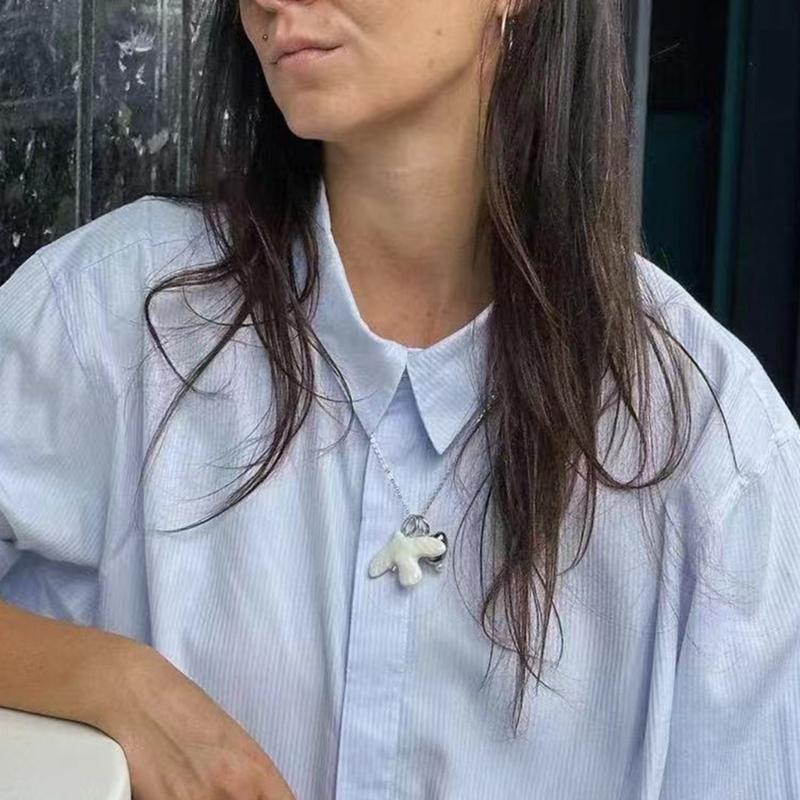 Unique White Doves And Branch Necklace For Daily Outfits Or Special Occasions Seeking A Touch Of Vintage Charm