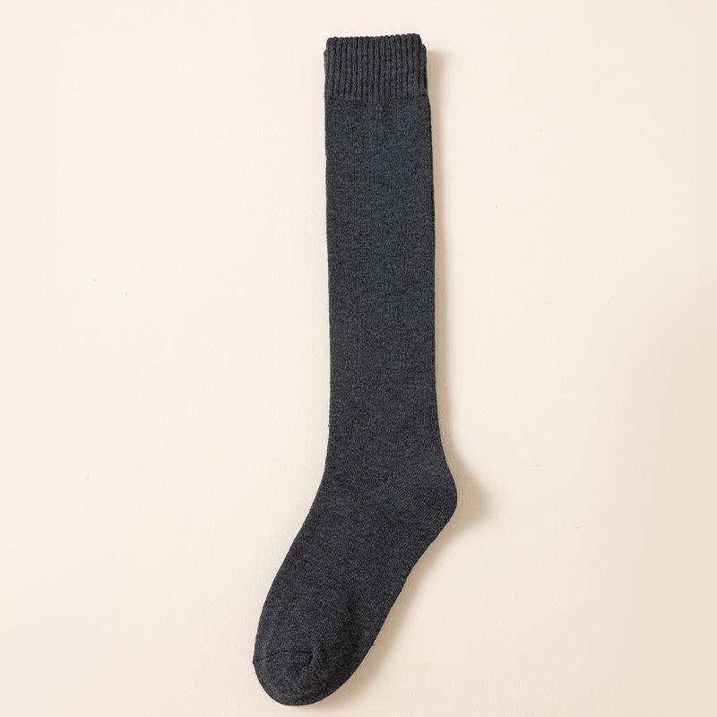 Women's Plus Velvet Warm Mid-Calf Socks: Thick Terry, Trendy Style, High-Top Cotton for Autumn/Winter