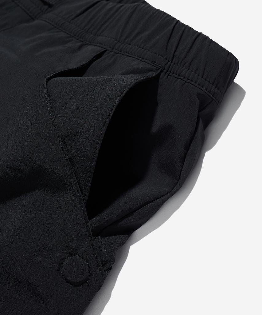 NODE LABS Sanongbachi Outdoor Cargo Shorts_Black