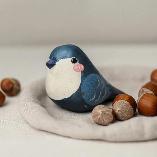 Hand Carved Wooden Bird Figurine Small Bird Statue for Home Desk Shelf Decor Housewarming Gifts for Bird Lovers