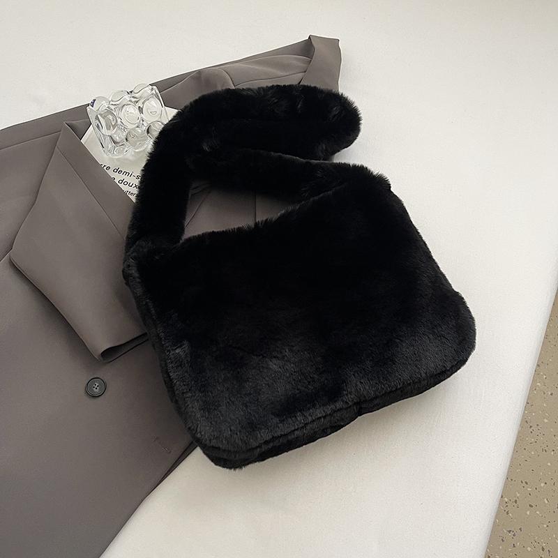 

Green Design Plush Shoulder Bag For Women Fashion Chain Handbag Underarm Shopper Purse Winter Clutch Soft Fluffy Crossbody Bag 50cm))
