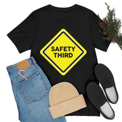 Funny Safety Rd Third Distress Fun T Shirt For Travelers Vintage Washed Fashion Homme Graphic Unisex Streetwear Soft