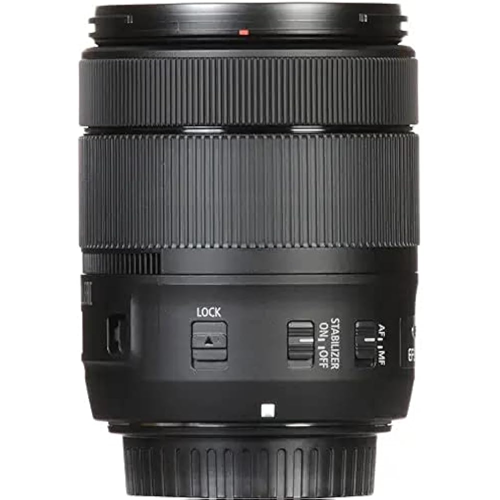 Canon standard zoom lens EF-S18-135mm F3.5-5.6 IS USM APS-C compatible