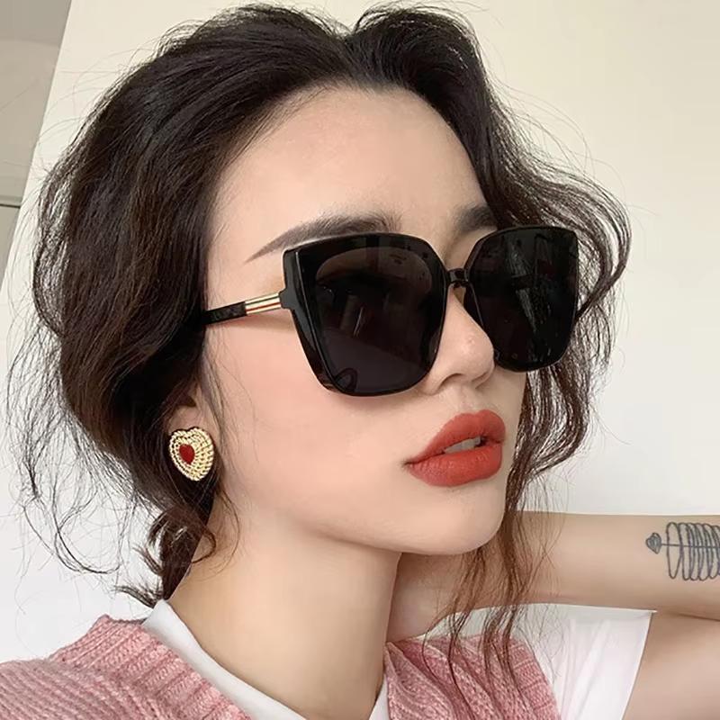 Fashion Cat Eye Sunglasses Woman Retro Brand Designer Sun Glasses Female Big Frame Vintage Black Mirror  Feminino